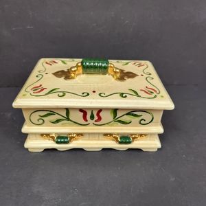 Metlox/Poppytrail/Vernon HOMESTEAD PROVINCIAL Dower Chest Jewelry Box.